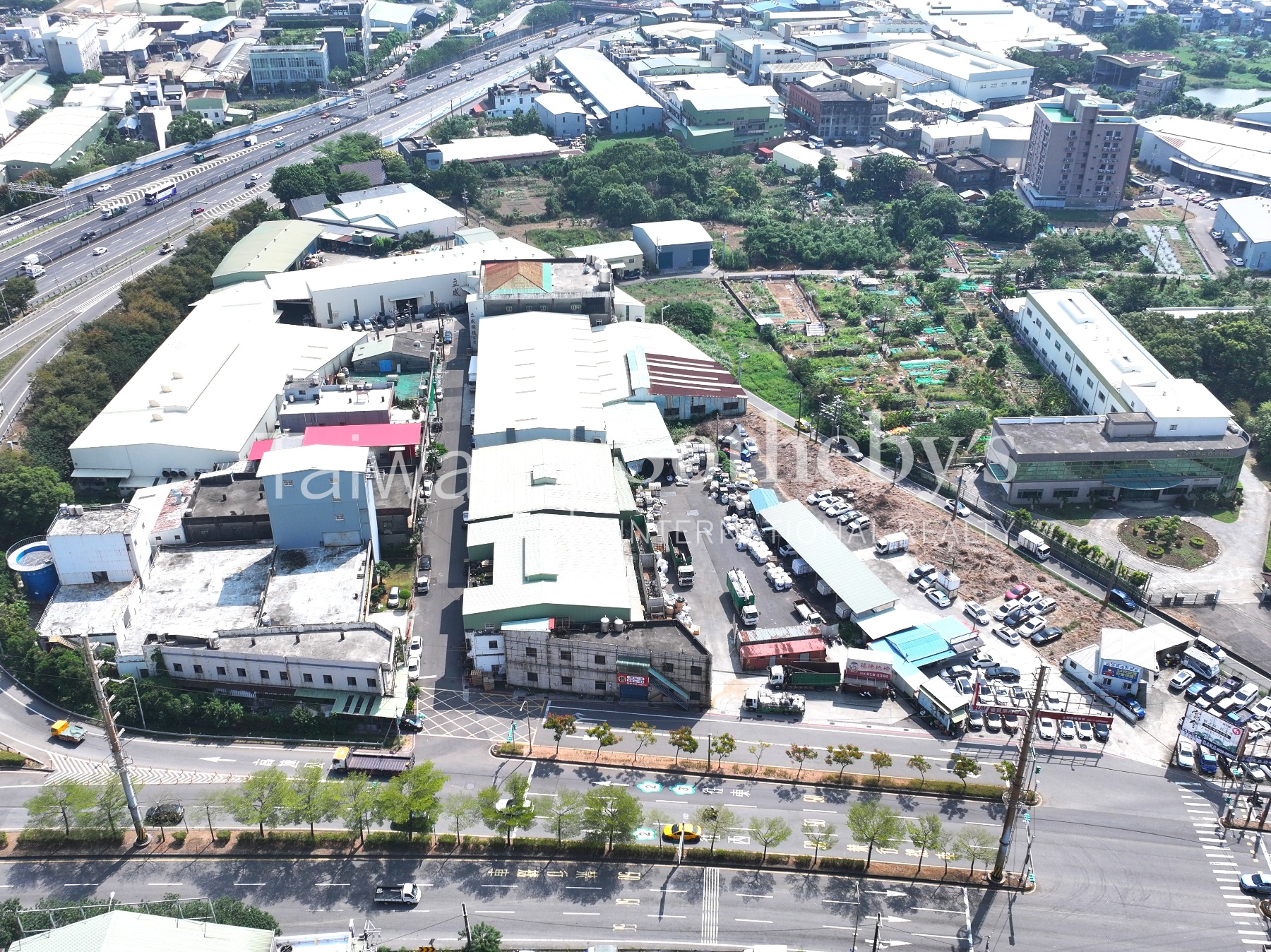 大湳交流道旁大馬路丁建農地1425坪現場實景